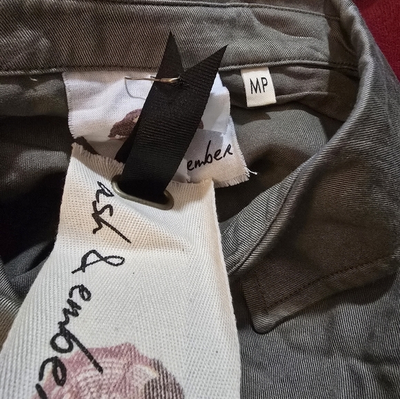 Ash & Ember Army Green Button-Up Shirt - Picture 4 of 5